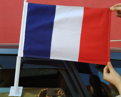 Las banderas de encargo al por mayor del coche del polo de la bandera de la ventanilla del coche compiten con las banderas del coche